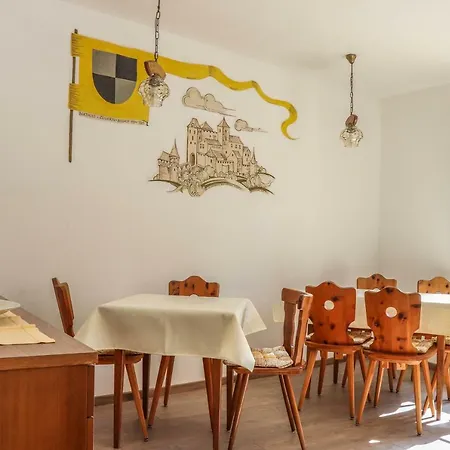 Die Burgschanke Pensión